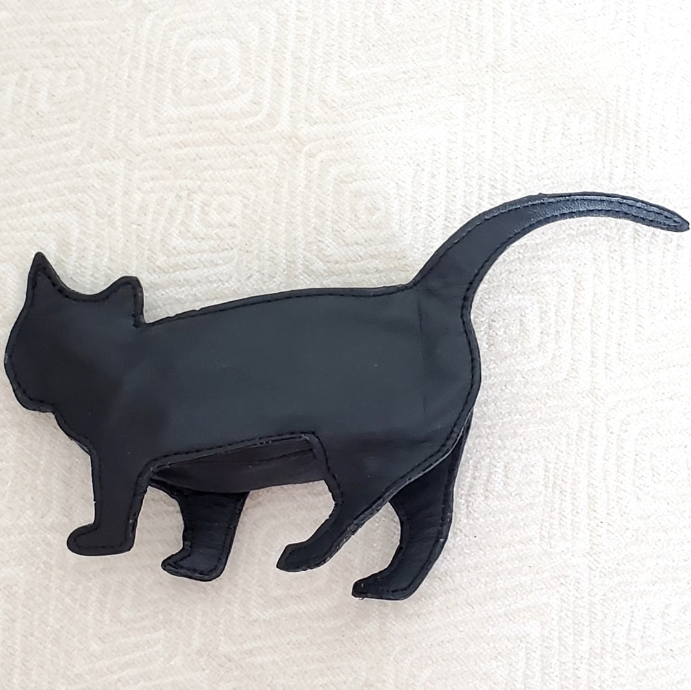 Wilson's Leather Black Leather Cat Figural Shaped Zip Pouch, 8.5", EUC - Picture 2 of 15